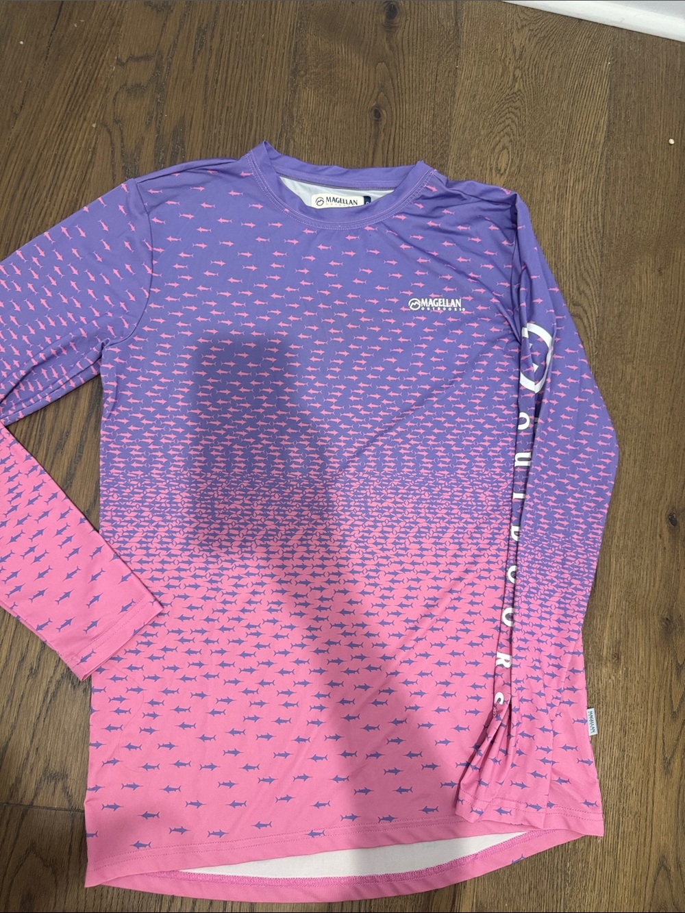 Magellan Outdoors  Long-Sleeve Gradient Performance Top - Purple & Pink